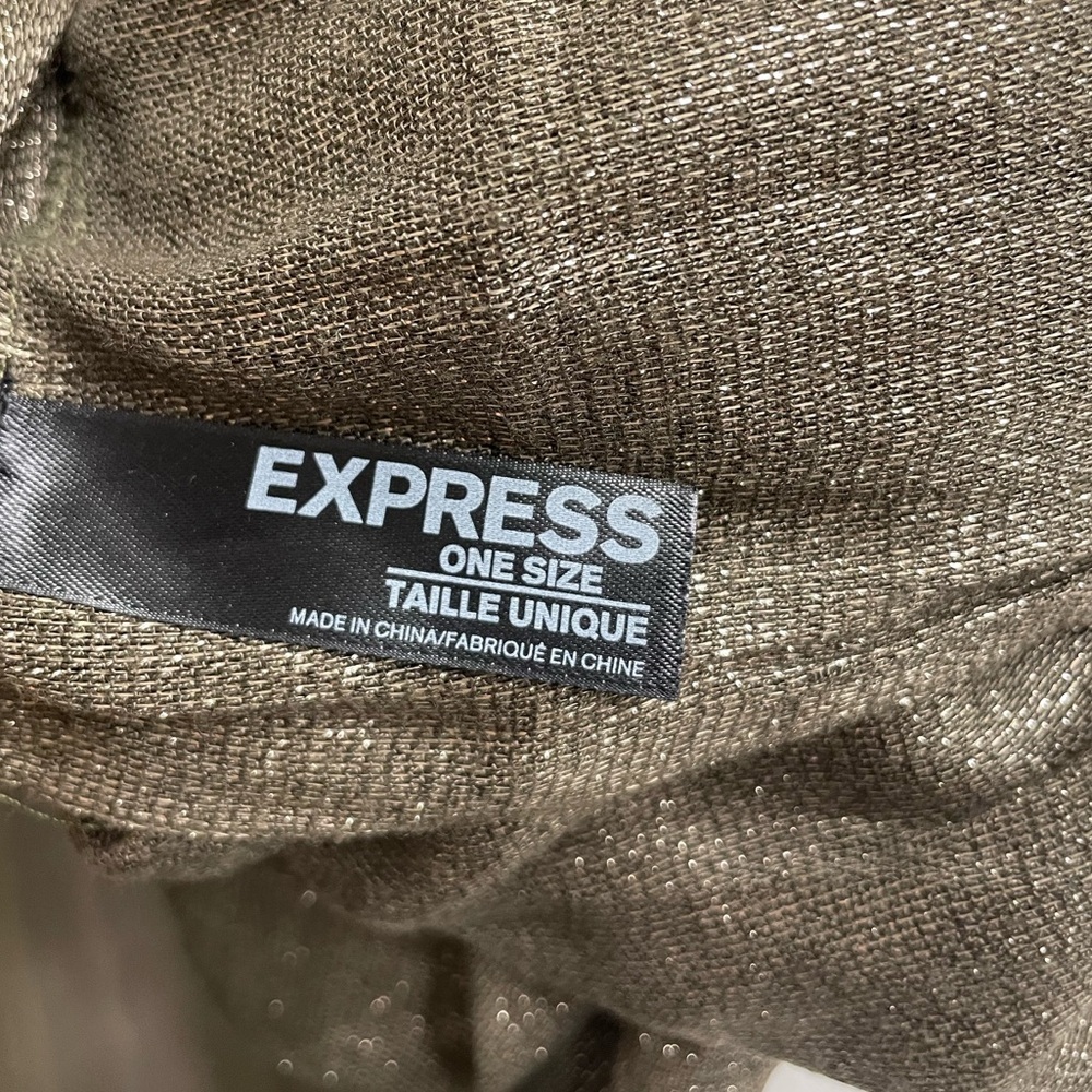 ✨Express Shimmering Bronze Infinity Scarf. - Picture 6 of 7